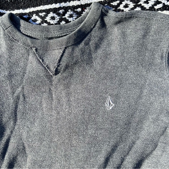 VOLCOM GRAY THERMAL KNIT LONG SLEEVE LOGO GRAPHIC MENS SHIRT SIZE SMALL - Picture 4 of 6